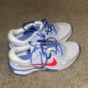 Nike Journey Run, Brand New!